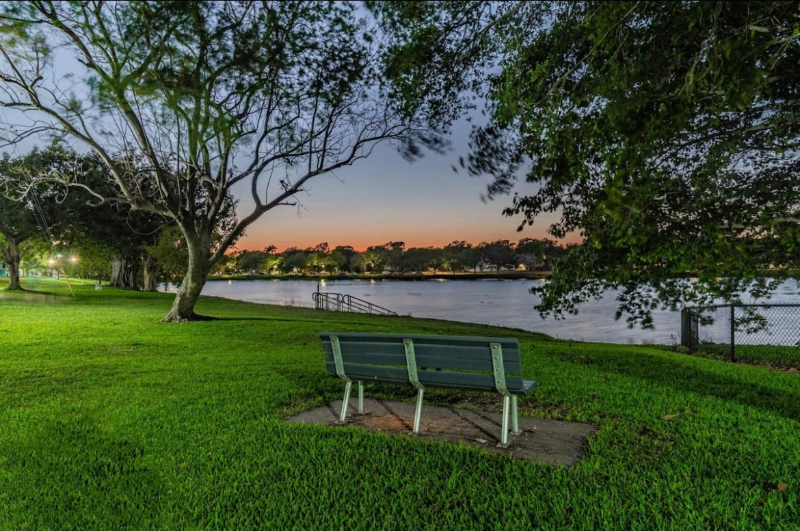 434 15th Ave N #1 - Photo 2 of 29