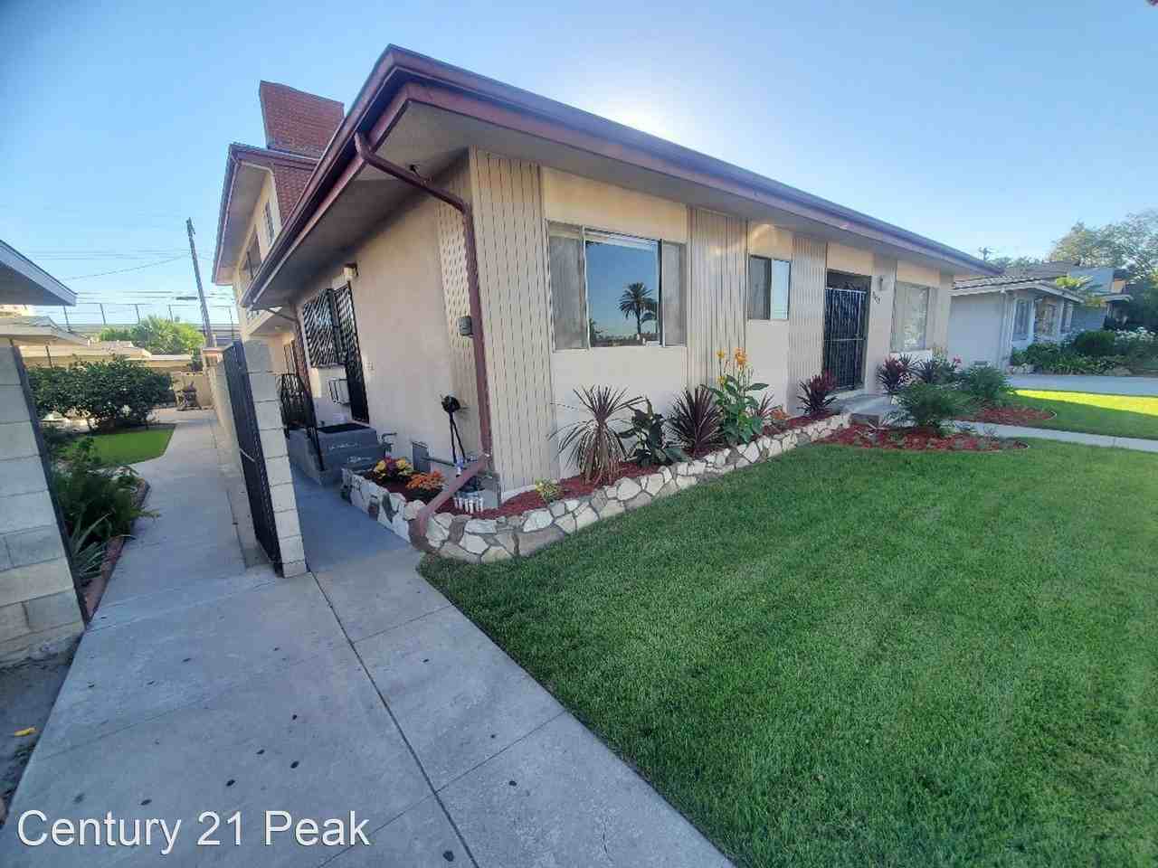 8622 5th Street - Photo 2 of 19