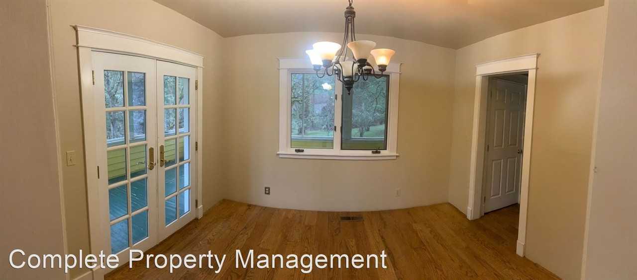 7900 Sterling Creek Rd - Photo 3 of 13