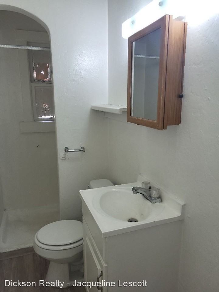 462 Evans Avenue - Photo 2 of 10