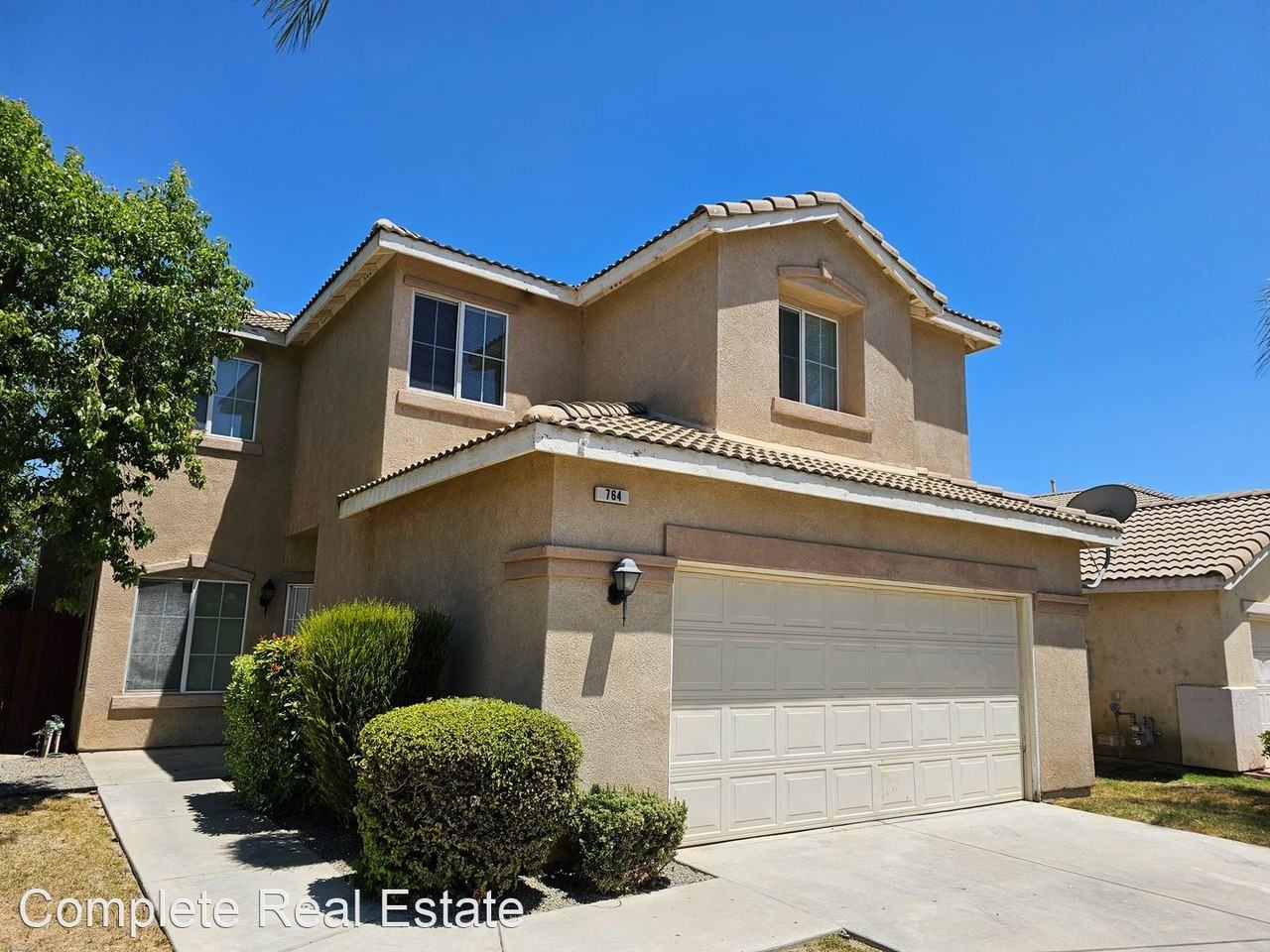 764 Laxford Rd - Photo 2 of 8