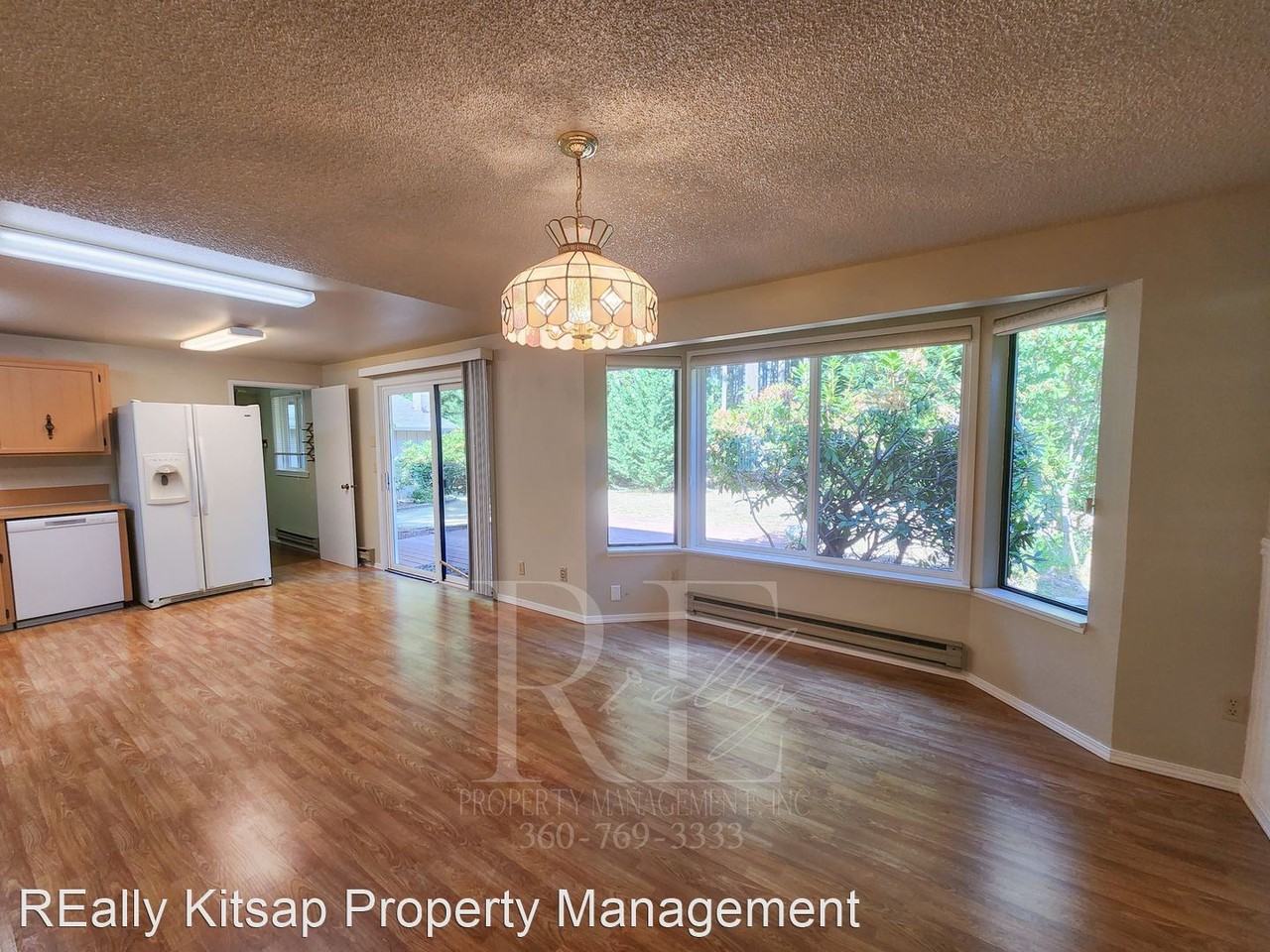 14109/14111 84th Ave Ct NW - Photo 3 of 18