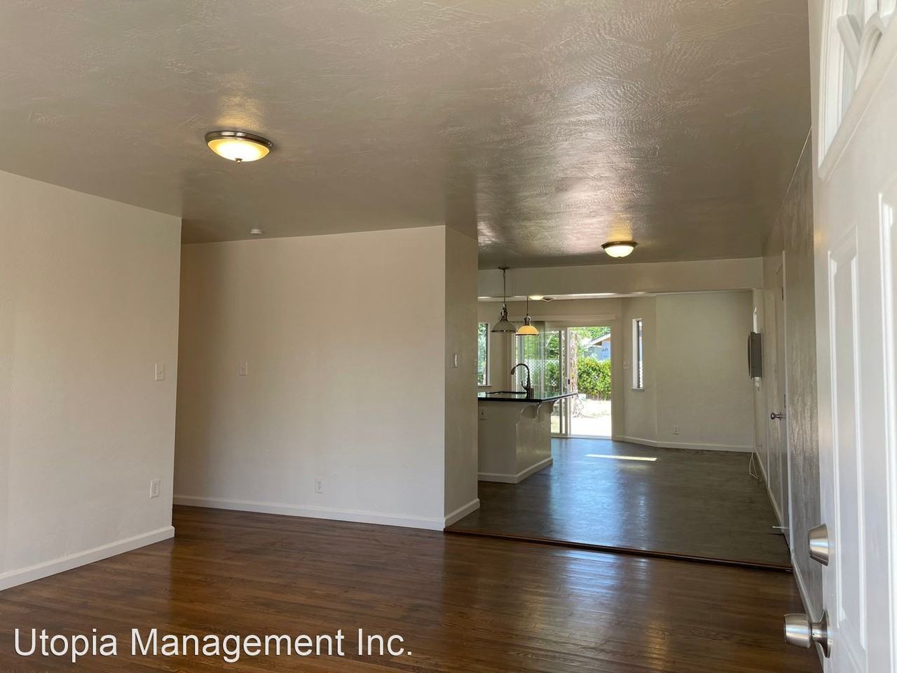 1865 Desna St - Photo 2 of 16