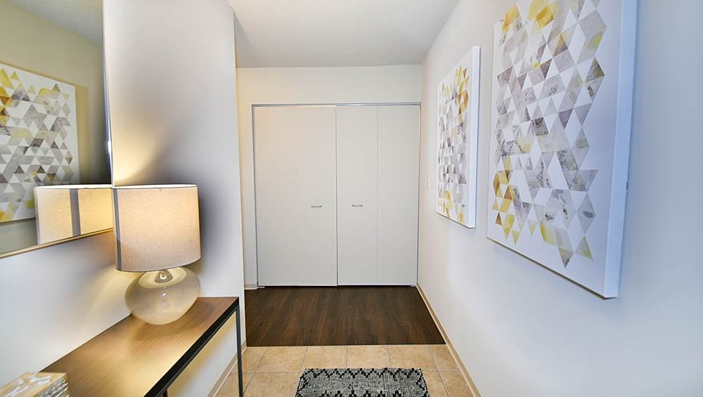 225 N Columbus Dr #1-1 - Photo 5 of 42