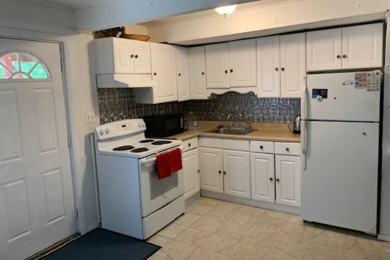 10 Woodchuck Ln - Photo 2 of 19