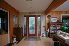 466 S Shade Ave - Photo 3 of 20