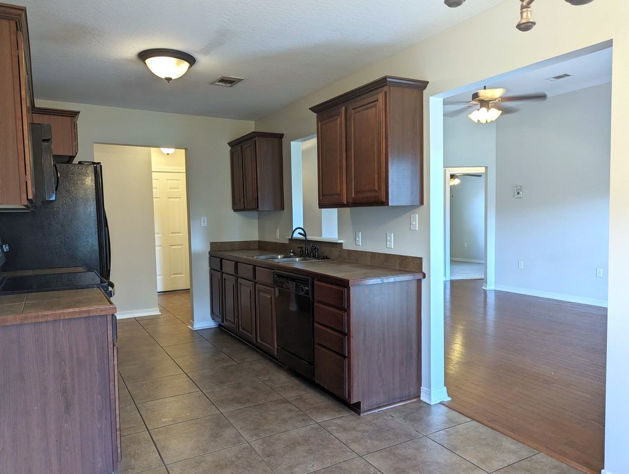 22 W Spruce - Photo 5 of 38