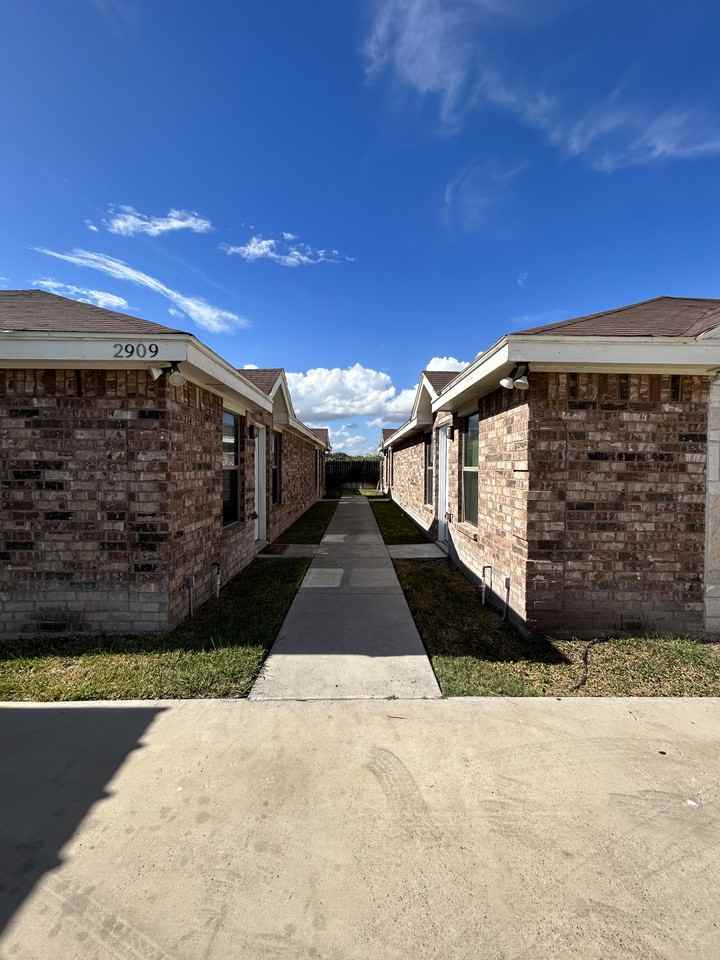 2909 Linda Vista St Apartments in Edinburg, TX 78542 Zumper