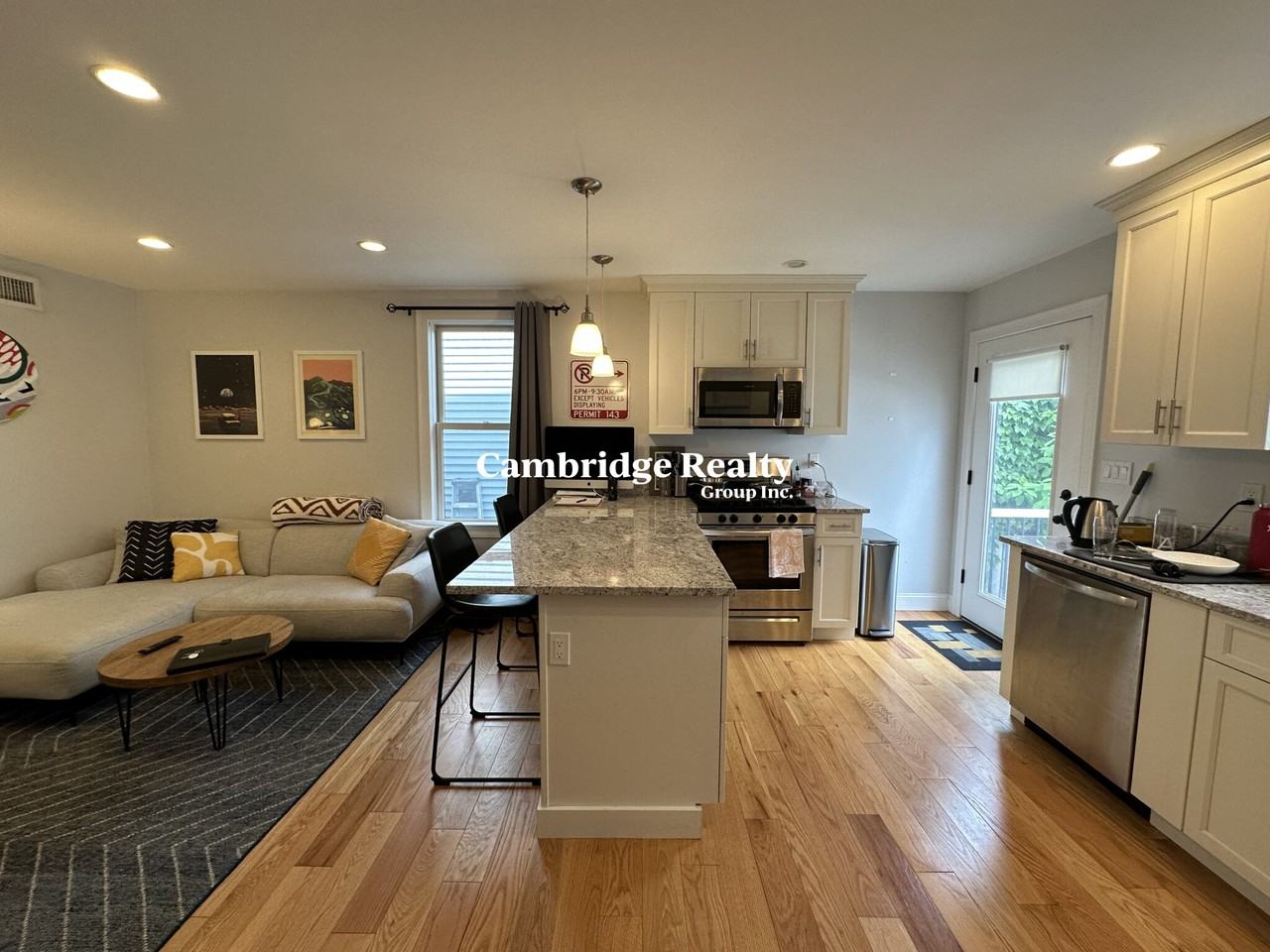 35 Porter St #1T - Photo 5 of 17