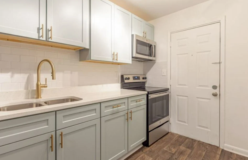 Centry on South - Photo 2 of 7