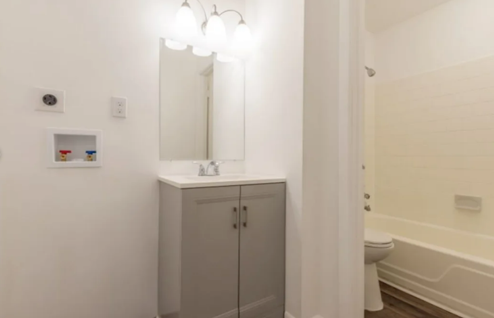 Centry on South - Photo 5 of 7