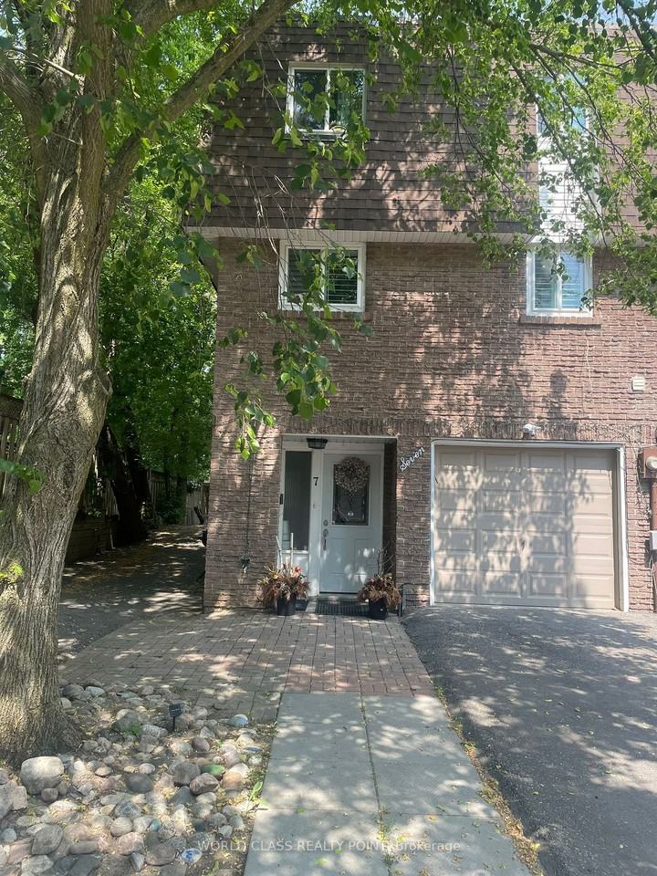 115 Henderson Avenue ## - Photo 3 of 6