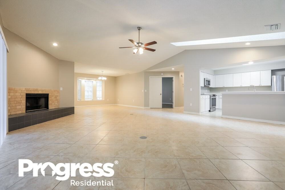 3448 Brookridge Ln - Photo 3 of 16