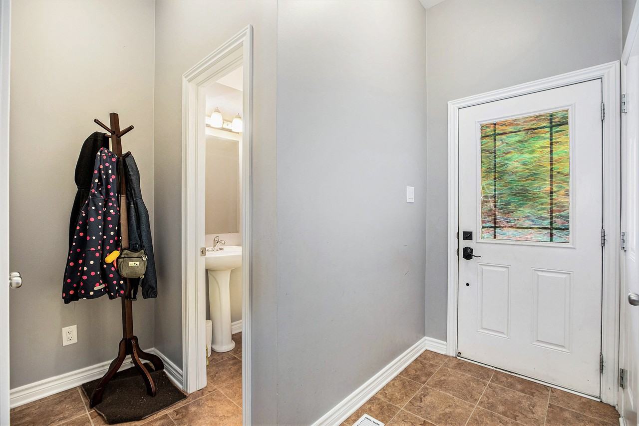 115 Woodmill Terrace - Photo 2 of 20