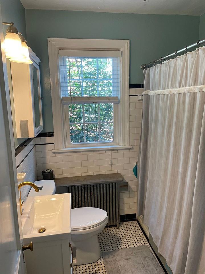 1904 Oakdale Ave #NA - Photo 2 of 10