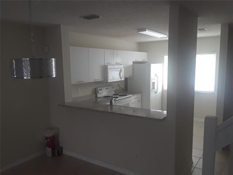 20869 Nw 2nd St #1A - Photo 3 of 6