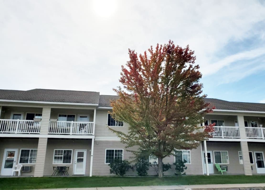 Country Village Apartments in MI 48653 Zumper