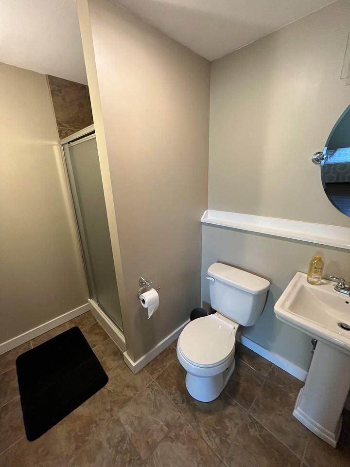 11113 Northwest 55th Street - Photo 2 of 5