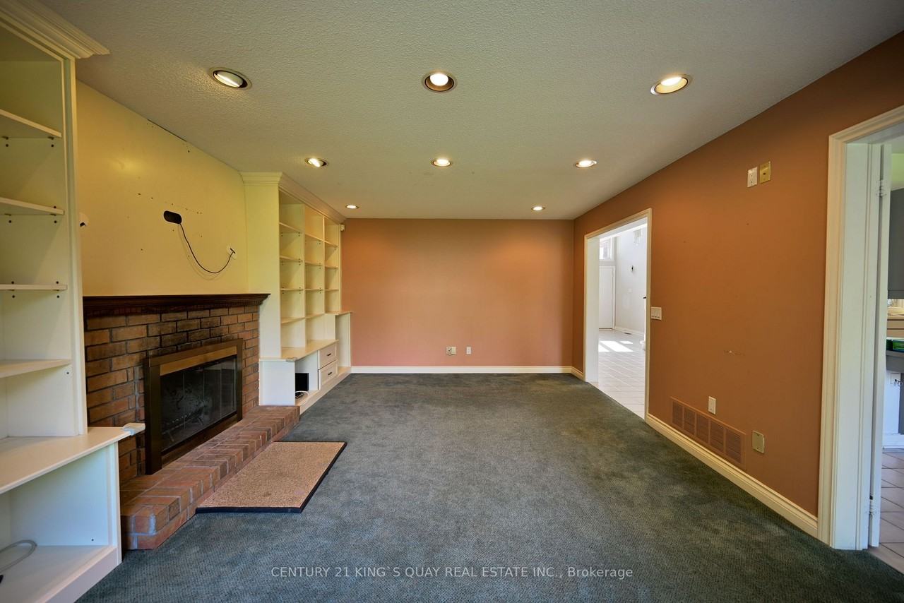 5 Ashdown Crescent ## - Photo 2 of 6