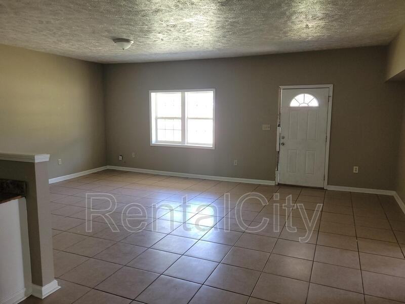 301 N Grayson St - Photo 2 of 11