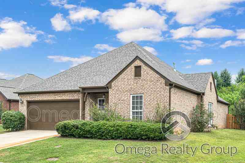 252 Chesser Park Dr - Photo 6 of 39