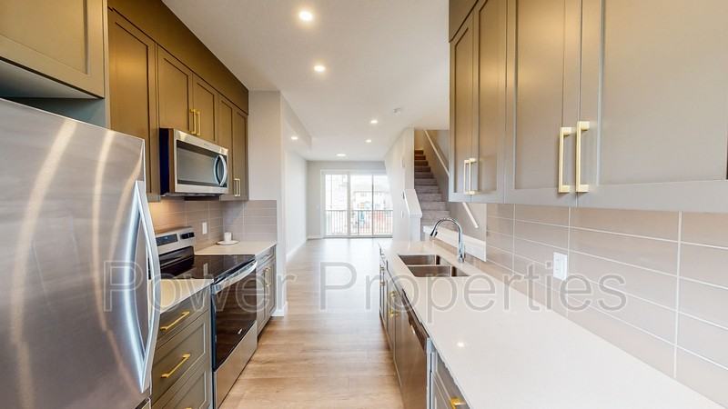 227 Skyview Ranch Cir Ne - Photo 2 of 14