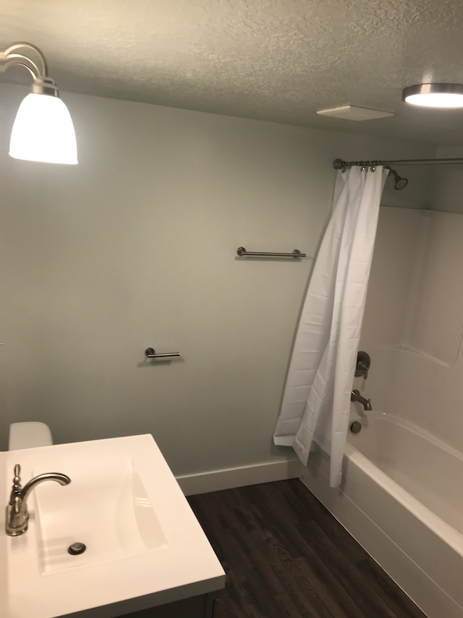 32 South 300 East #B - Photo 7 of 14