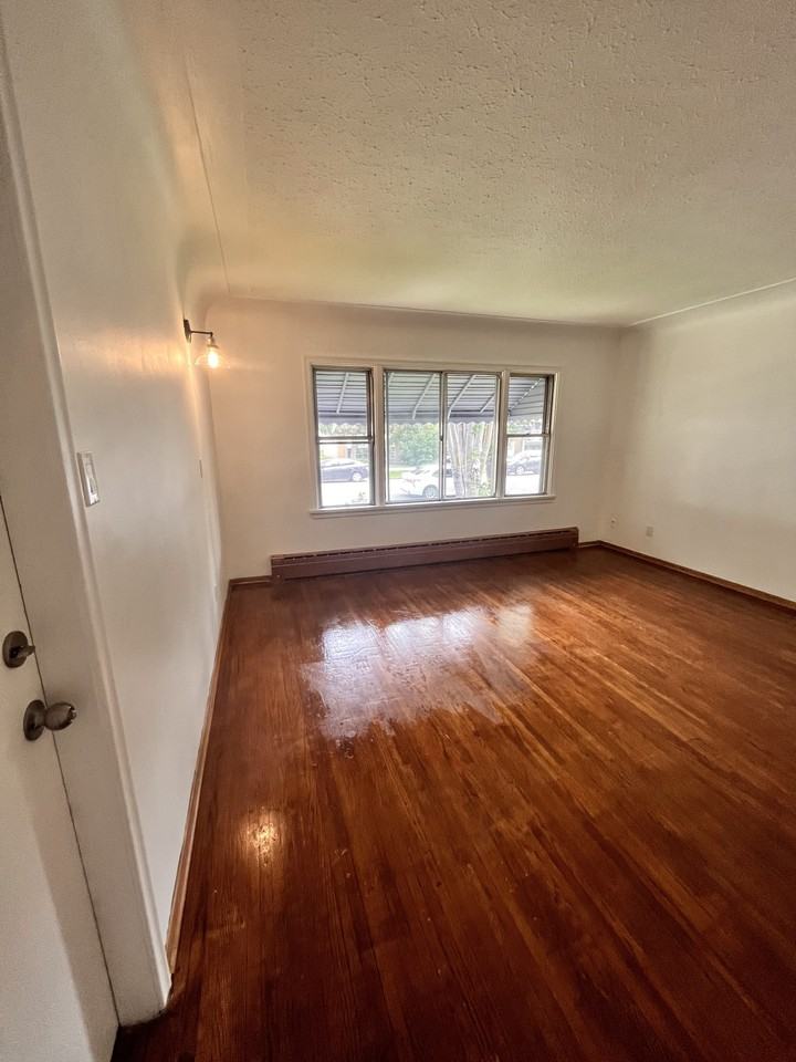10620 106 Street #2 - Photo 2 of 21