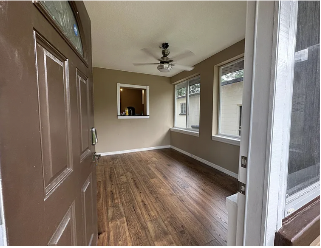 812 E Amelia St #NA - Photo 2 of 19