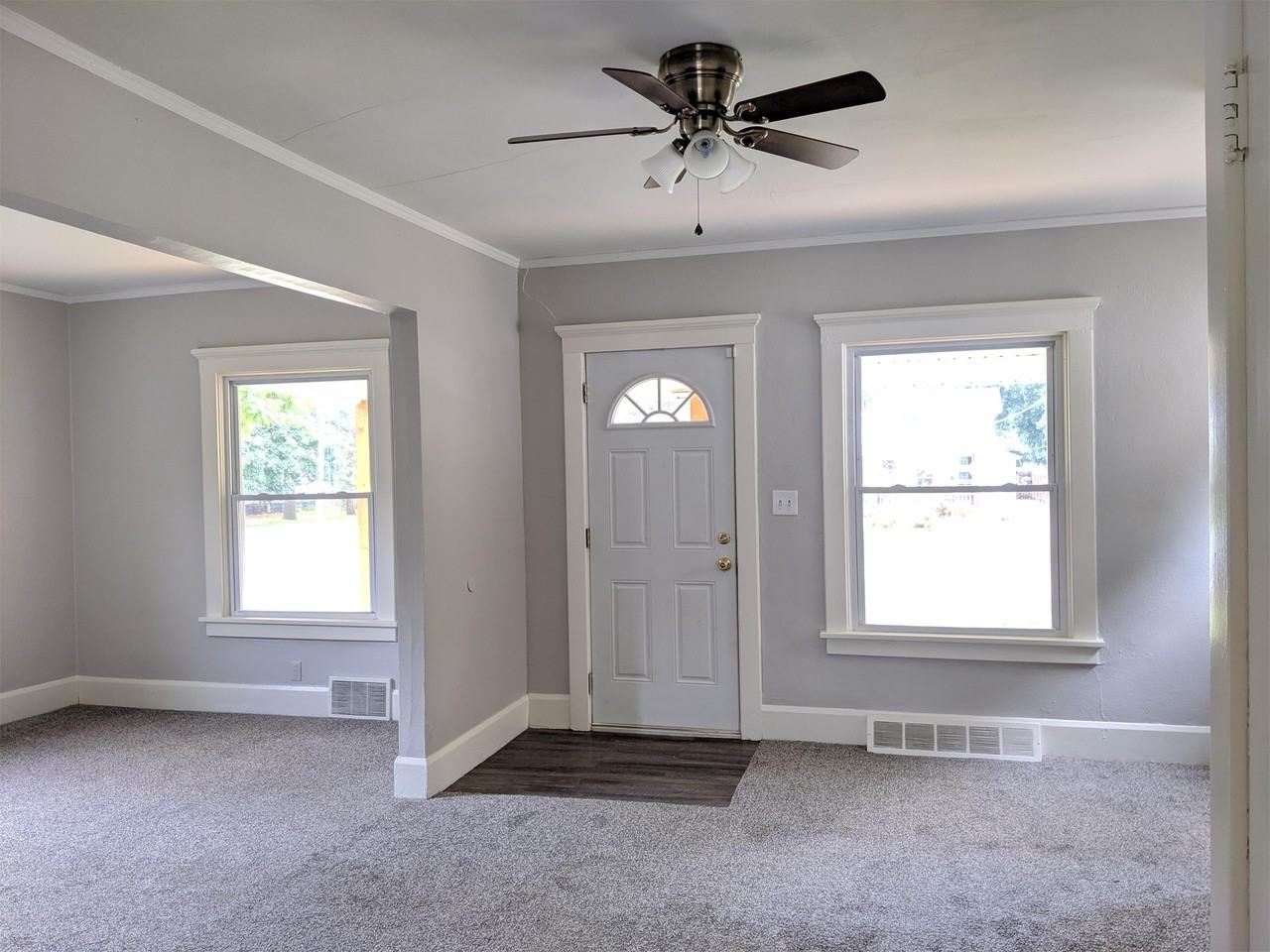 536 Lawn Dr #1 - Photo 2 of 17