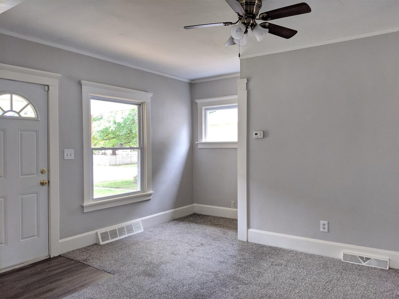 536 Lawn Dr #1 - Photo 3 of 17