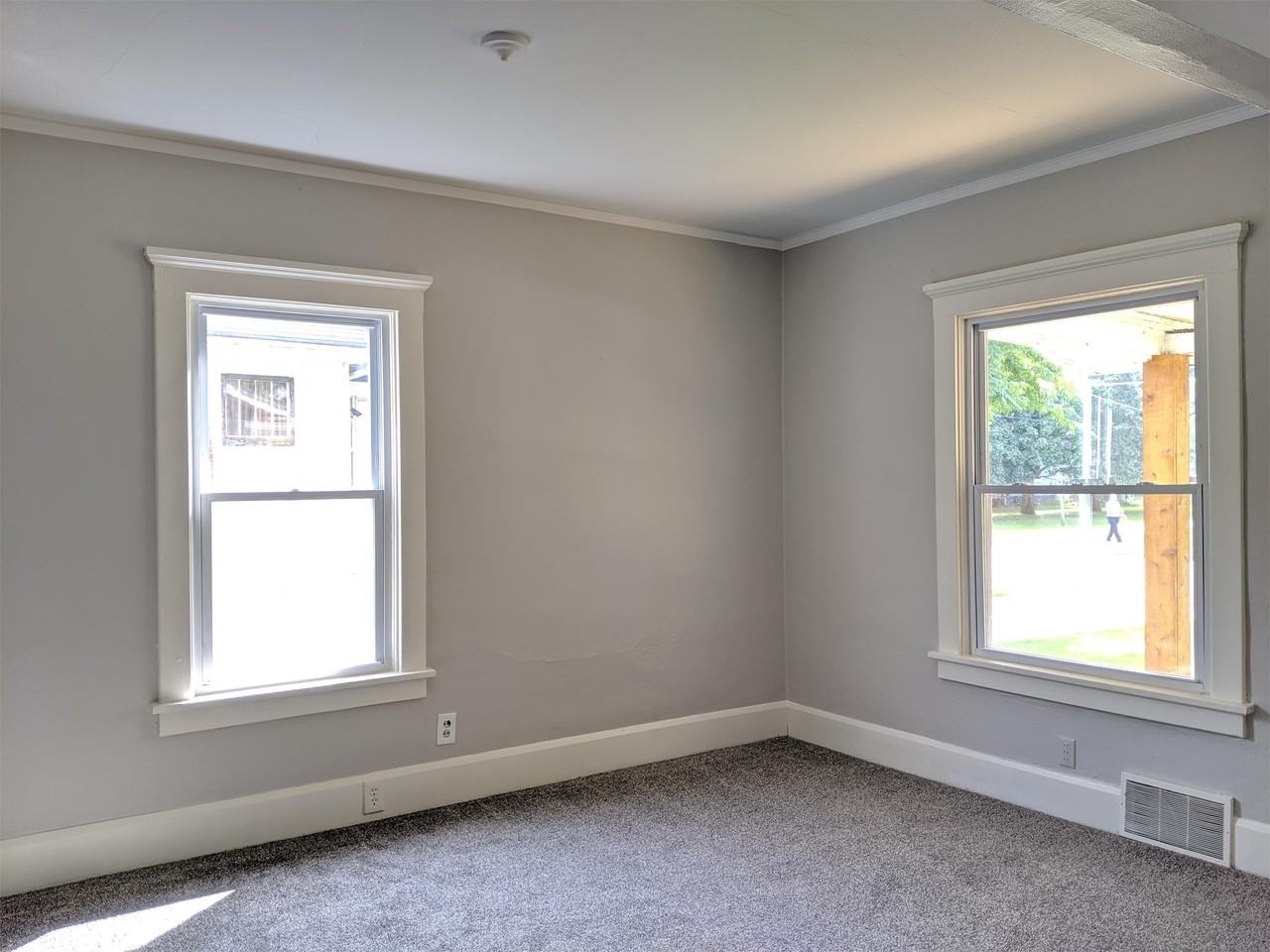 536 Lawn Dr #1 - Photo 4 of 17
