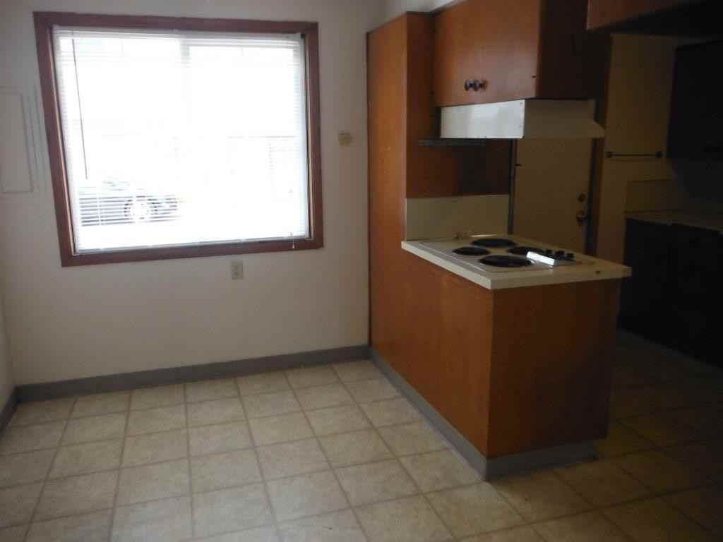 1639 High Aly #1639 - Photo 4 of 10