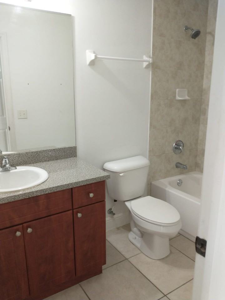 2445 W 78th St #2445-103 - Photo 6 of 19