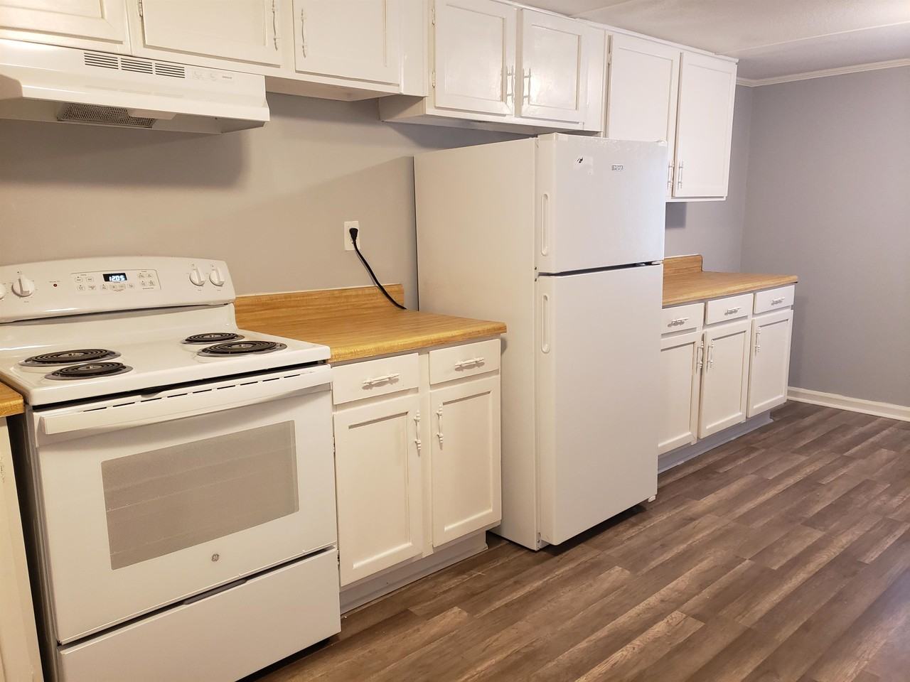 1655 Jersey Dr #1 - Photo 5 of 10