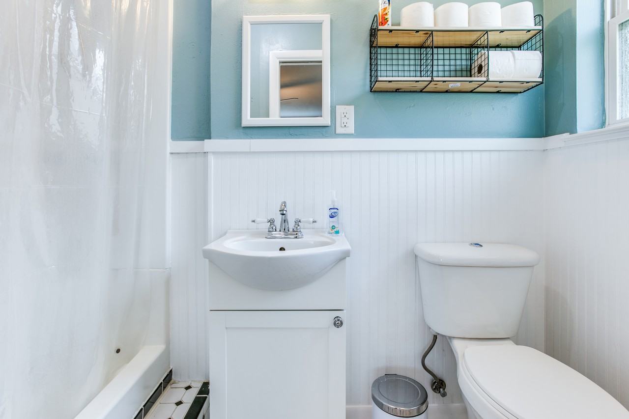 5621 Wedgworth Road - Photo 3 of 7