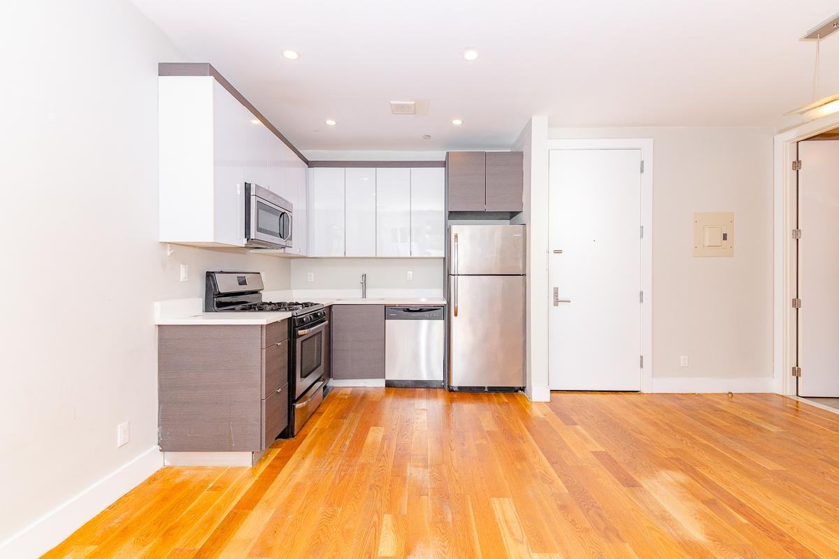 98 Diamond St #2F - Photo 3 of 11