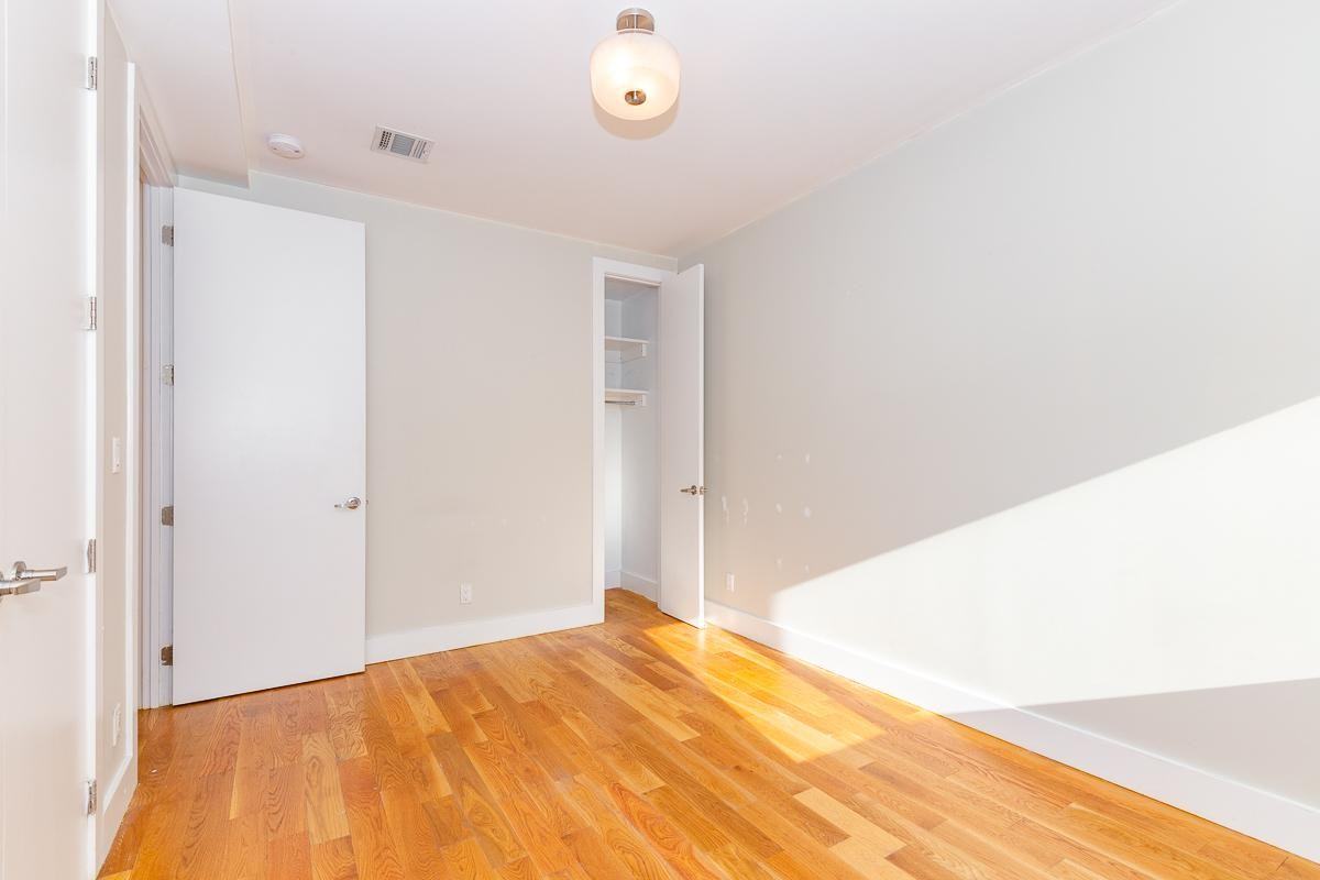 98 Diamond St #2F - Photo 7 of 11