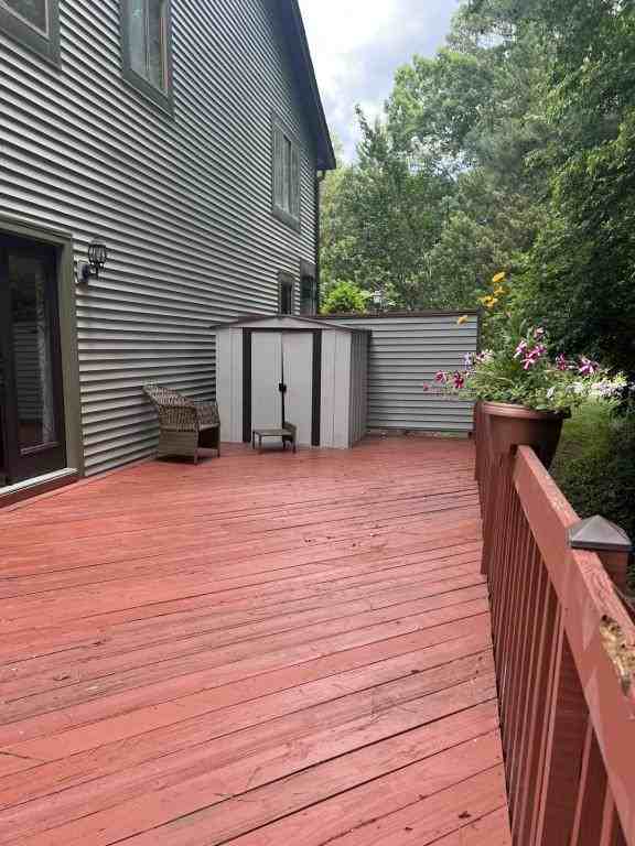 363 Bridgewater Dr - Photo 3 of 16
