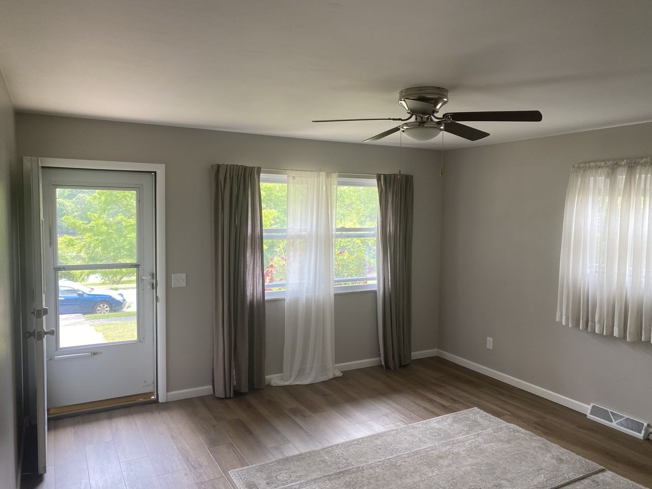 2019 N Ravine Pkwy #2019 - Photo 3 of 23