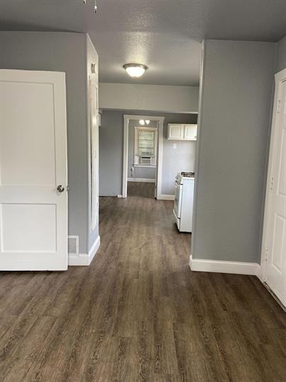 2029 Beaumont St - Photo 3 of 21