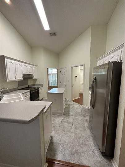 1547 Hunters Creek Dr - Photo 3 of 9