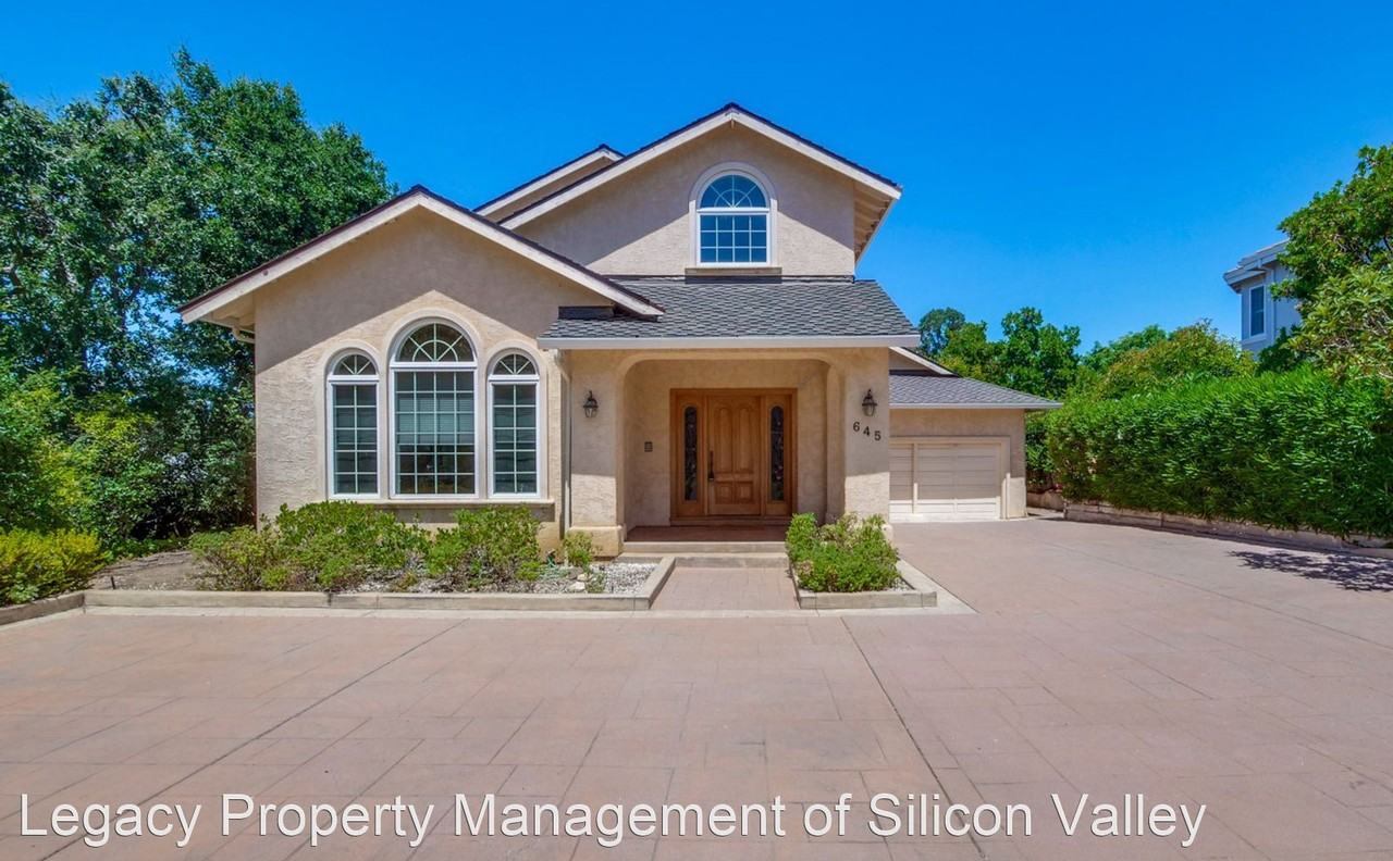 645 Greenview Pl - Photo 2 of 36