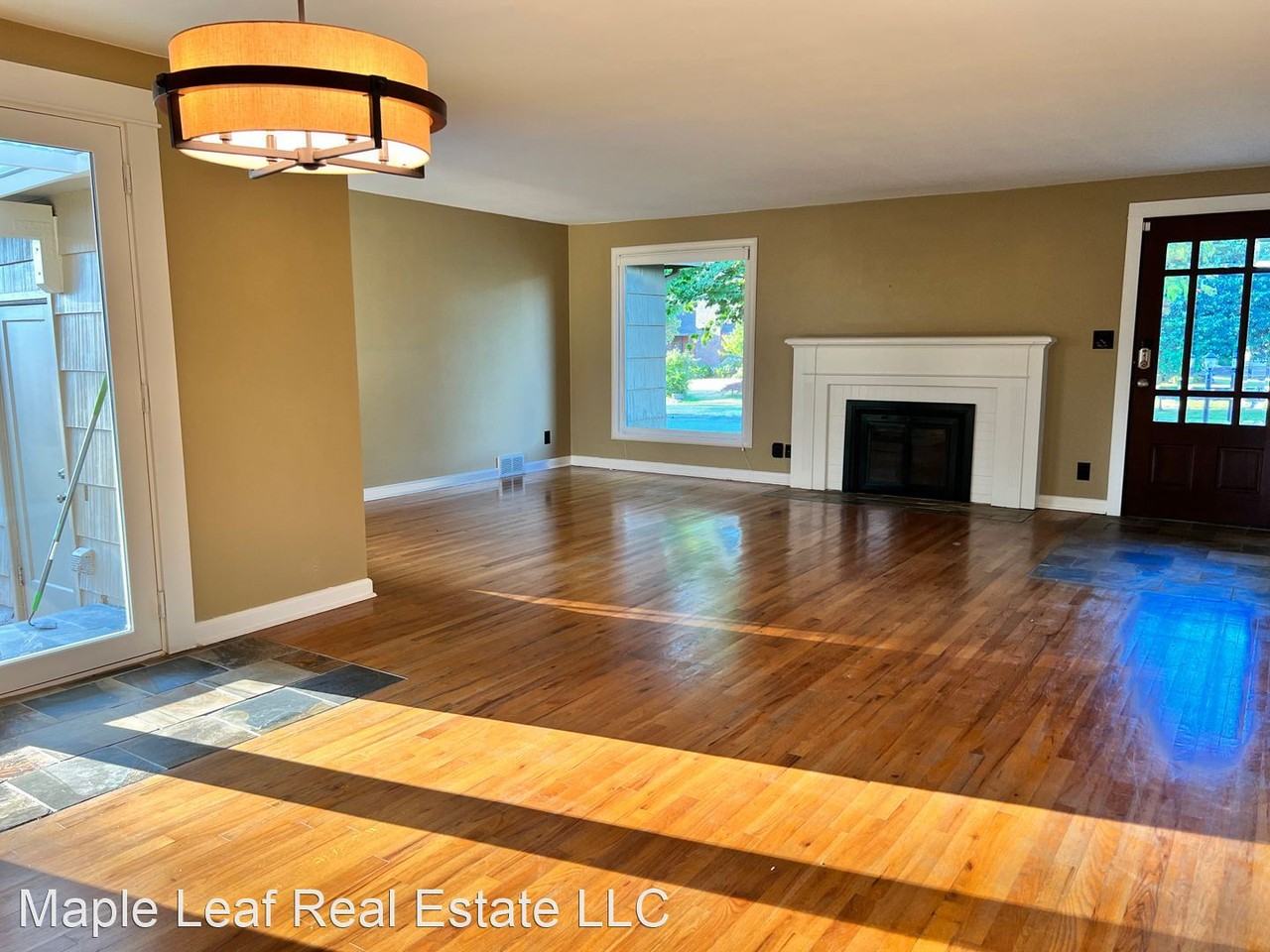 4817 N 27th St - Photo 2 of 38
