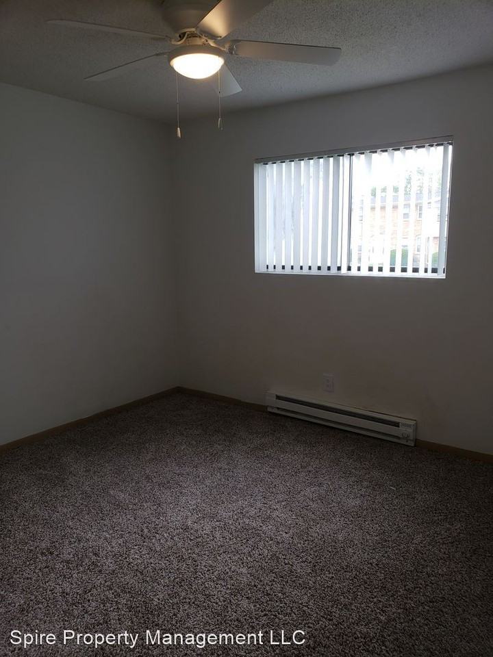 5016 1st Avenue NW - Photo 3 of 8