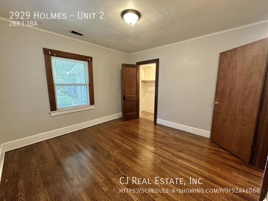 2929 Holmes St #2 - Photo 7 of 12