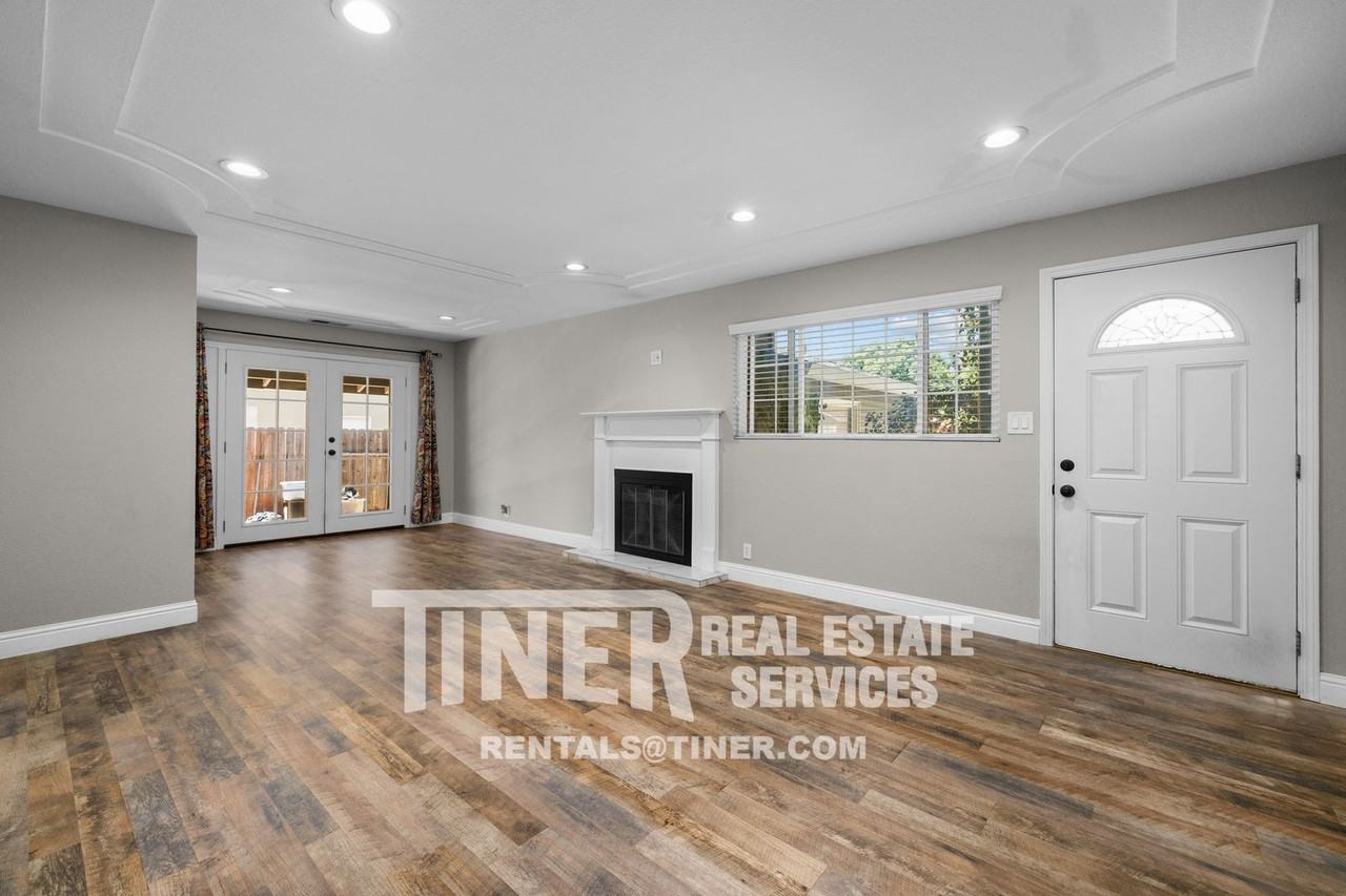 3216 Northview Dr - Photo 2 of 28