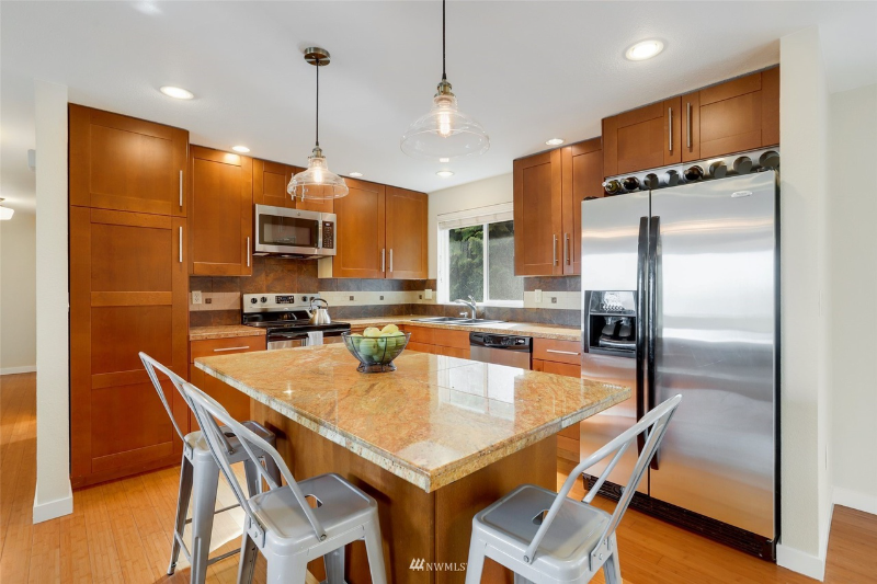 22232 6th Pl W - Photo 2 of 13