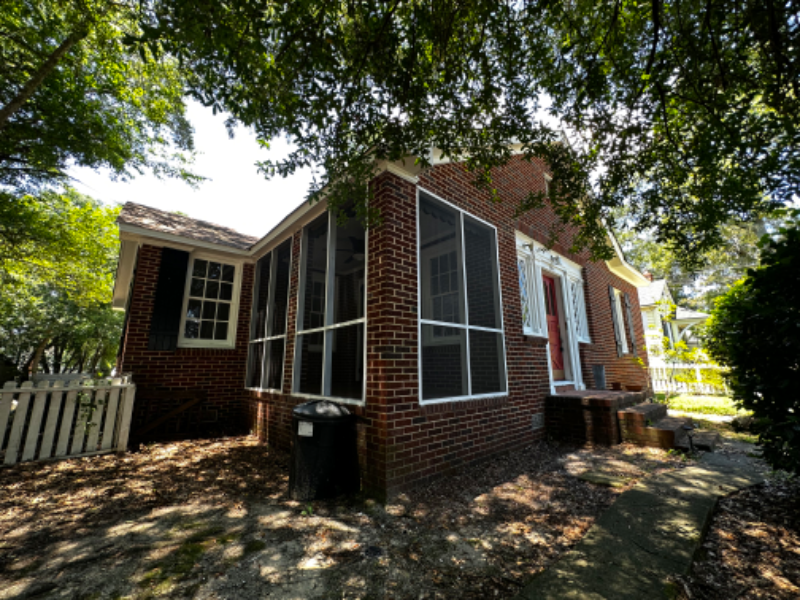 1709 Pennsylvania Avenue - Photo 2 of 11