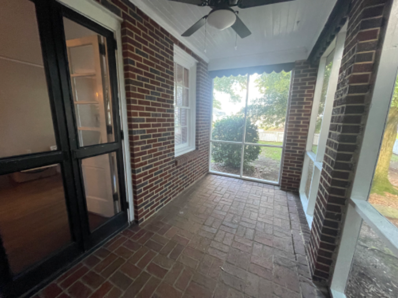 1709 Pennsylvania Avenue - Photo 7 of 11